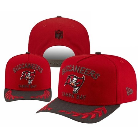 Tampa Bay Buccaneers Adjustable Hat
